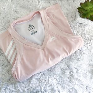 adidas | light pink tank top built-in bra small